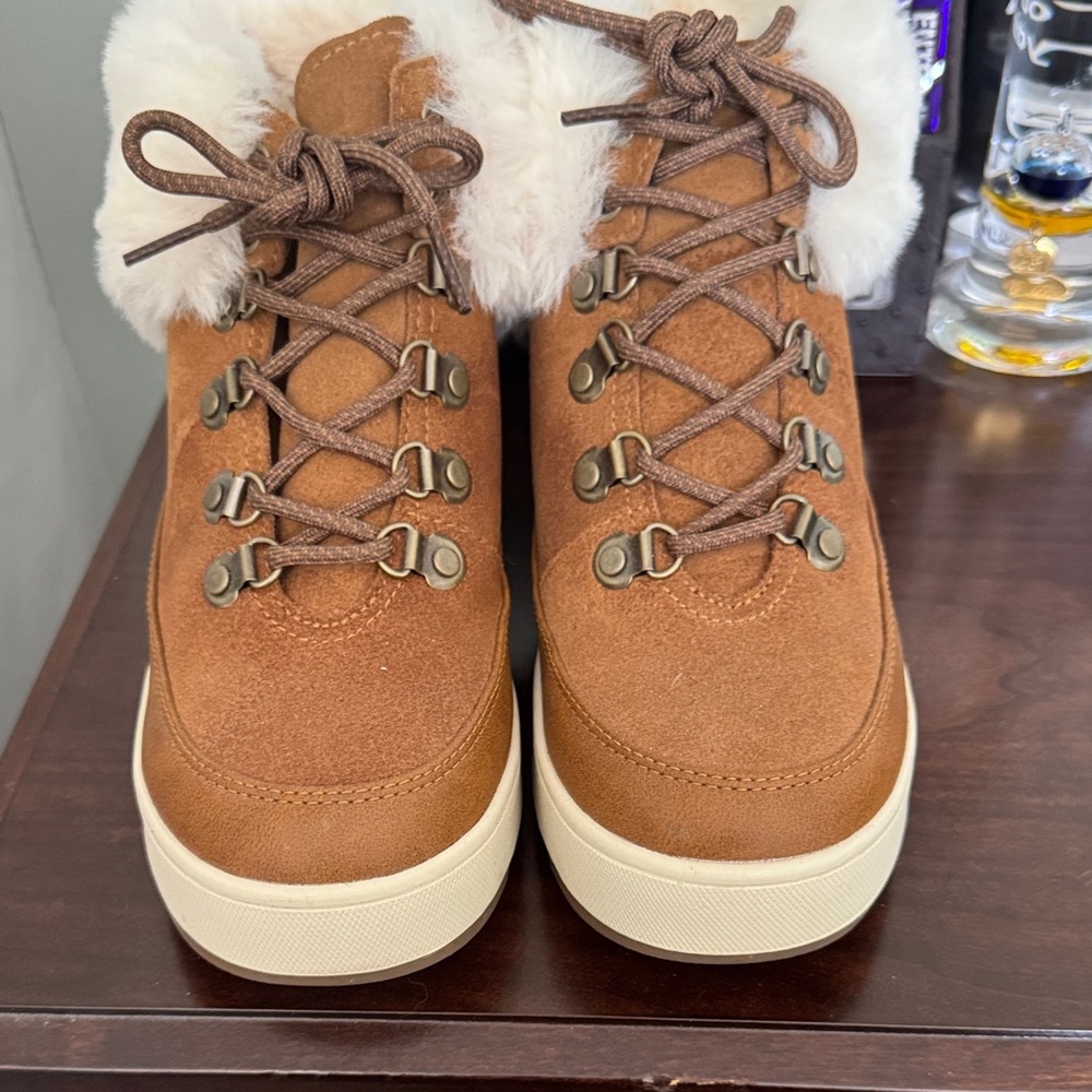 Koolaburra Tan Fur-Lined Winter Boots